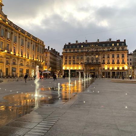 Gite Du Vieux Lyon Exteriör bild