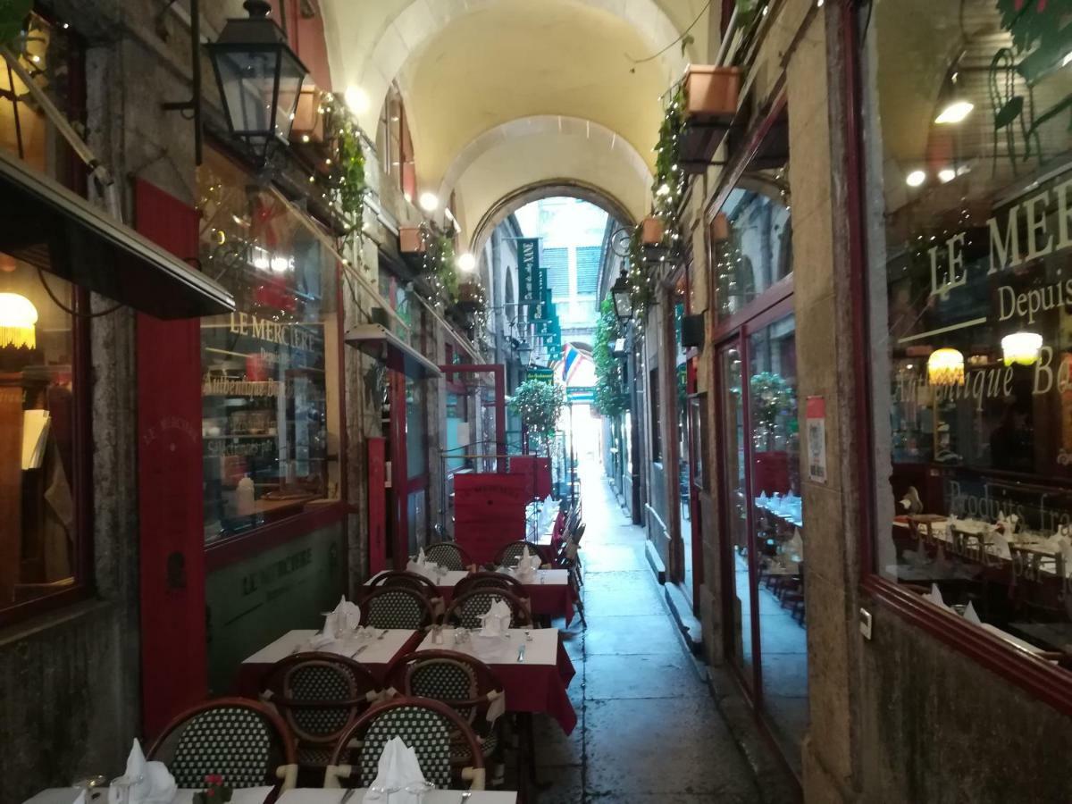 Gite Du Vieux Lyon Exteriör bild